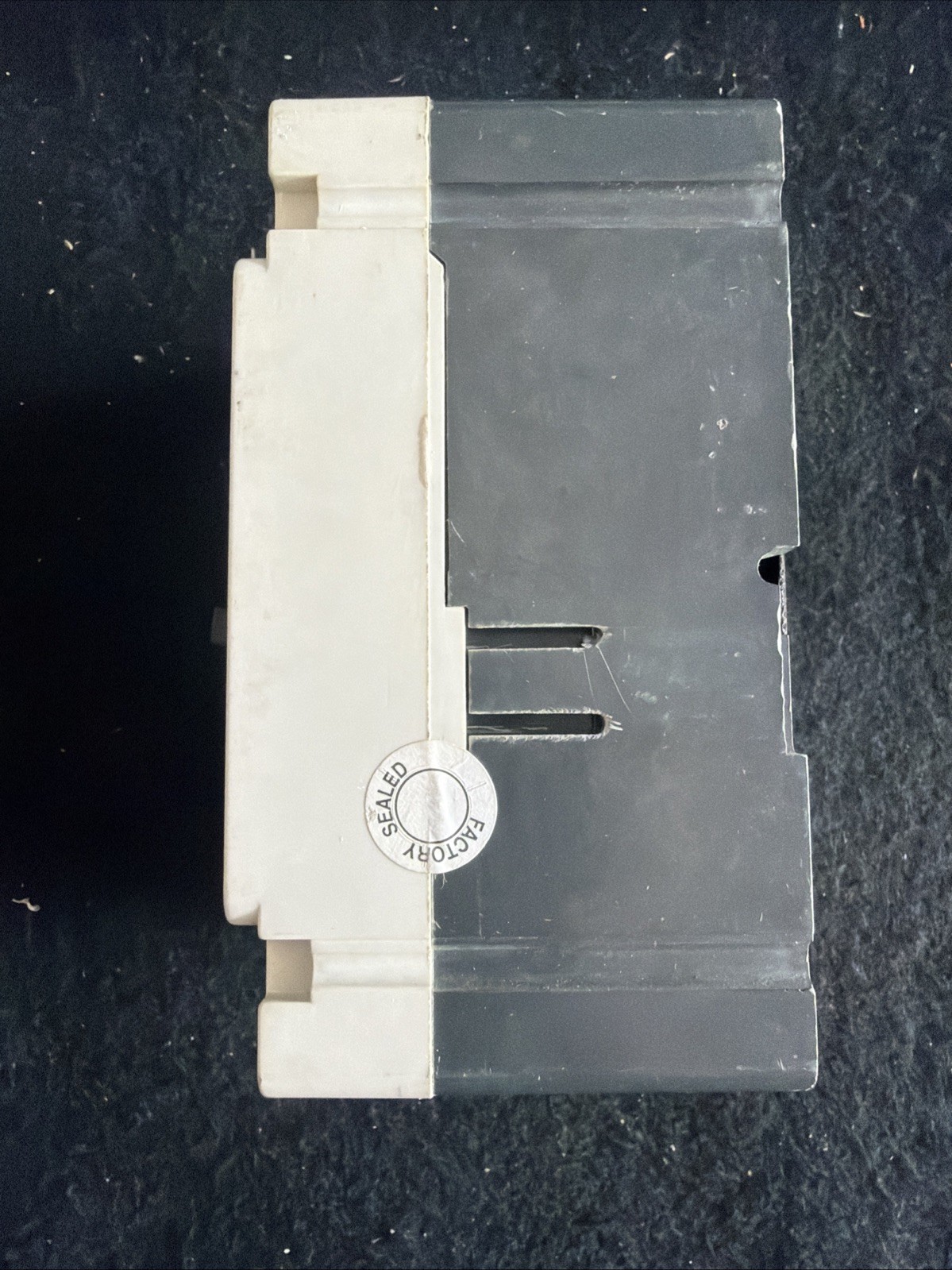 Eaton HMCPS030H1C Molded Case Circuit Breaker, 3P, 30A, 600V-AC, 250v-dc