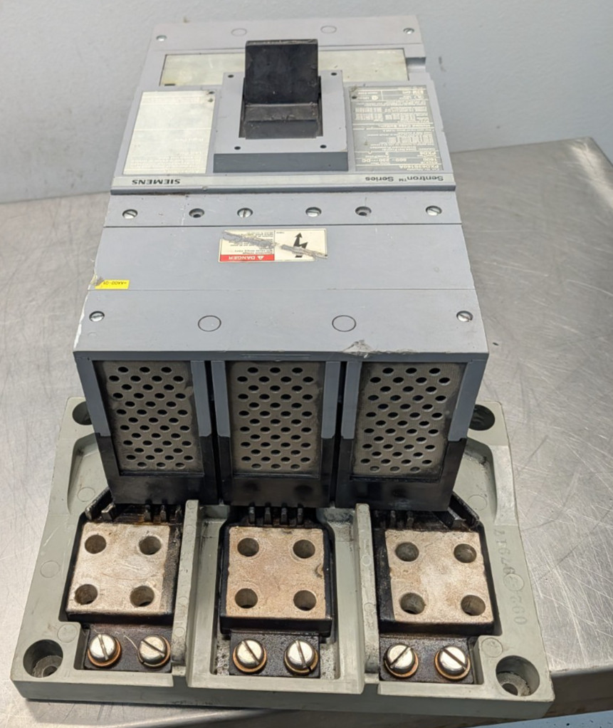 Siemens PXD63S160A 1600 Amp Sentron Molded Case Switch Breaker MB9301 PD/RD