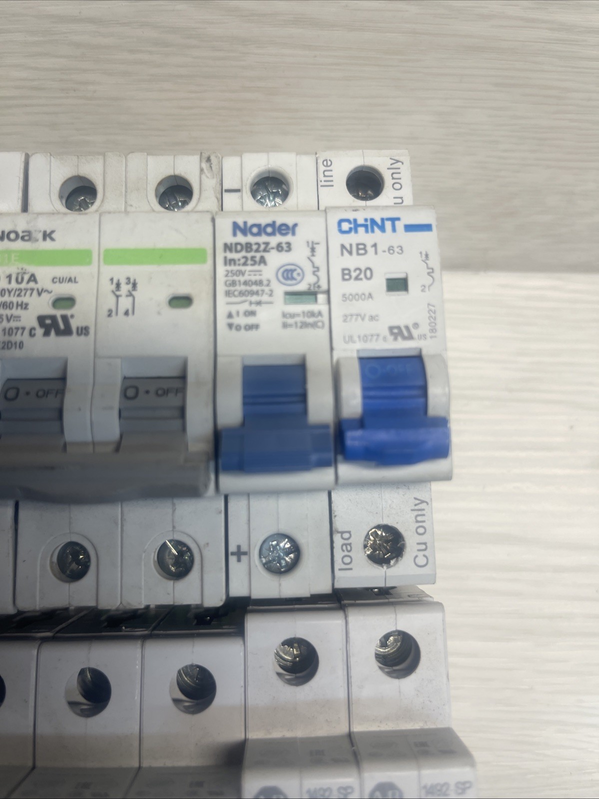 lot of 11 Noark Miniature Circuit Breaker /NADER/CHNTA-B 5/10/15/10/5000A