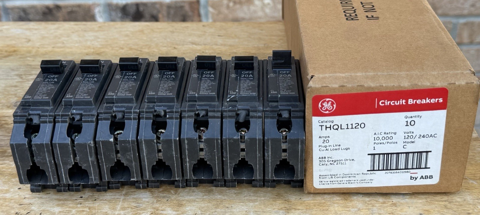 7 – GE THQL1120 Circuit Breakers – 1 Pole – 20 AMP – 120/240 VAC – 10kA – NEW
