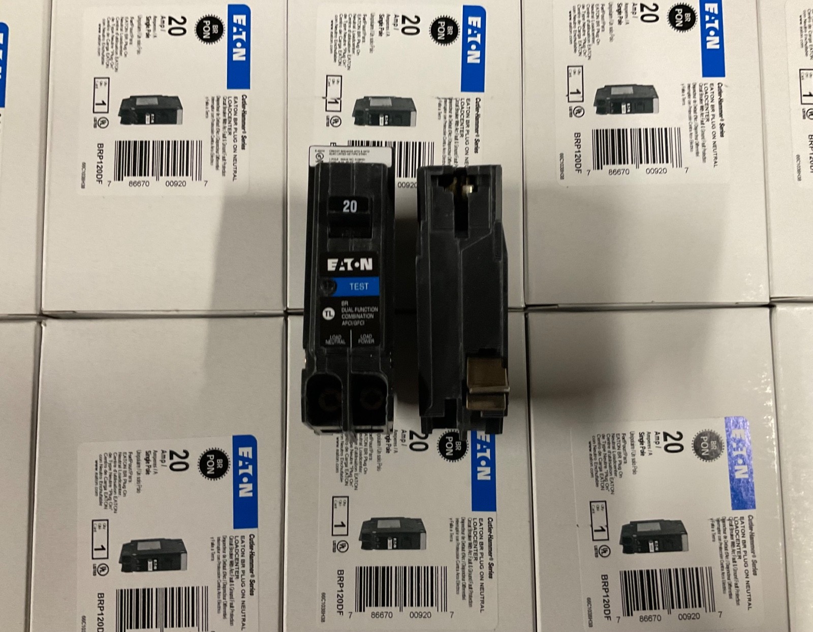 10PCS CUTLER HAMMER EATON BRP120DF 20A AFCI/GFCI PLUG ON NEUTRAL NEW IN BOX