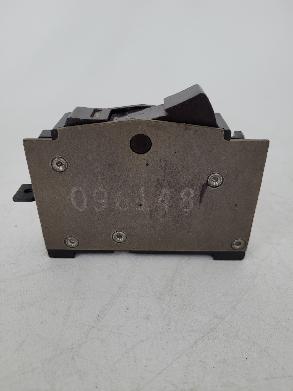 1613 Bull Dog 25 Amp 120 Volts Circuit Breaker – Next Day Option