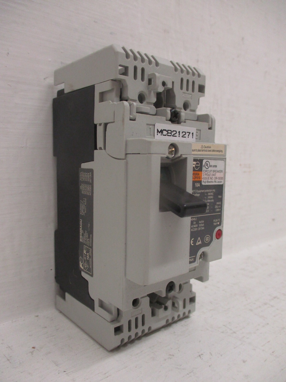 Fuji Electric BW50RAGU-2P010 10 Amp Auto Breaker 2-Pole 10A 690VAC 250VDC BW50RA
