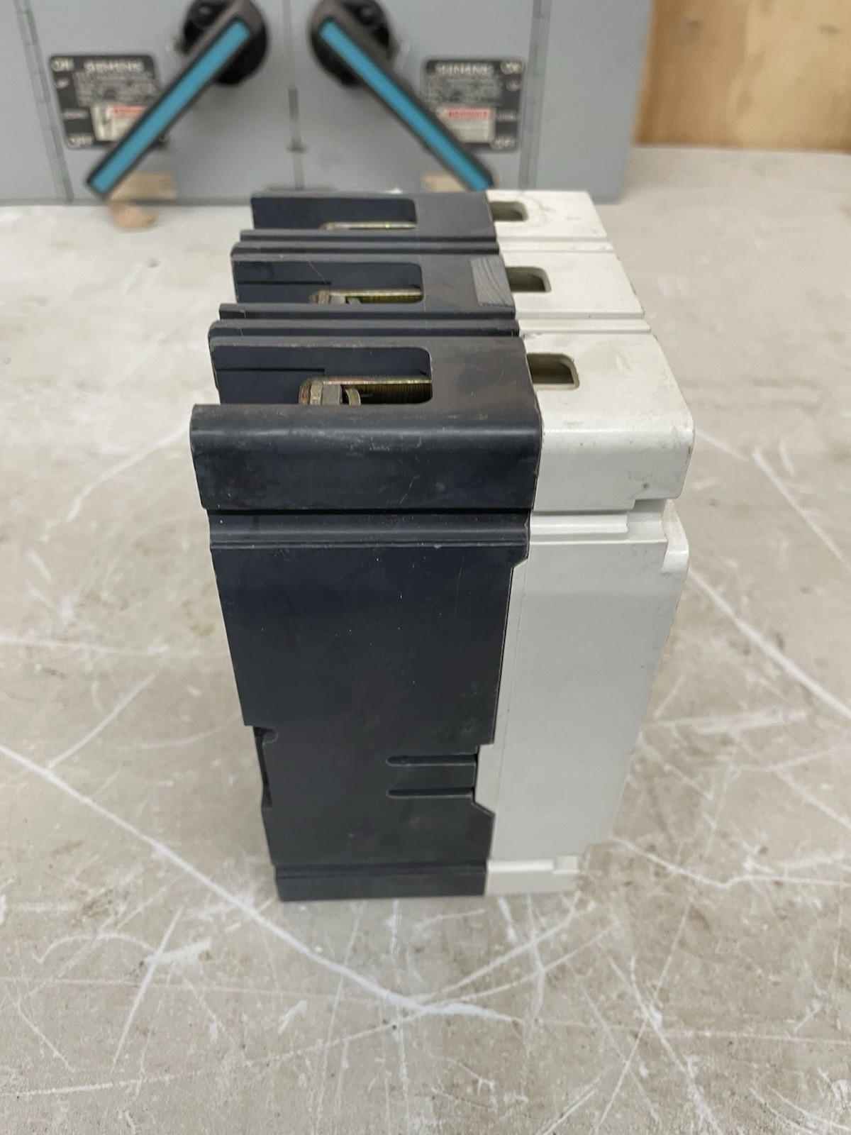 HMCP015E0C Cutler Hammer, Eaton, Westinghouse Circuit Breaker Series C HMCP 15 A