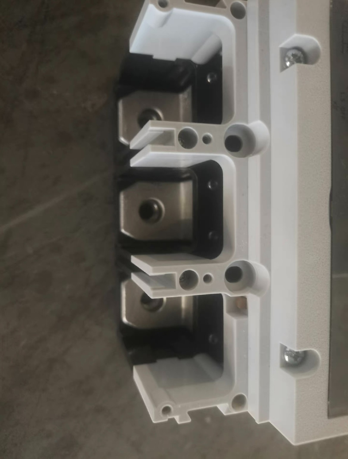AEG molded case circuit breaker FGH37HA400LF No.460104A Brand new, original