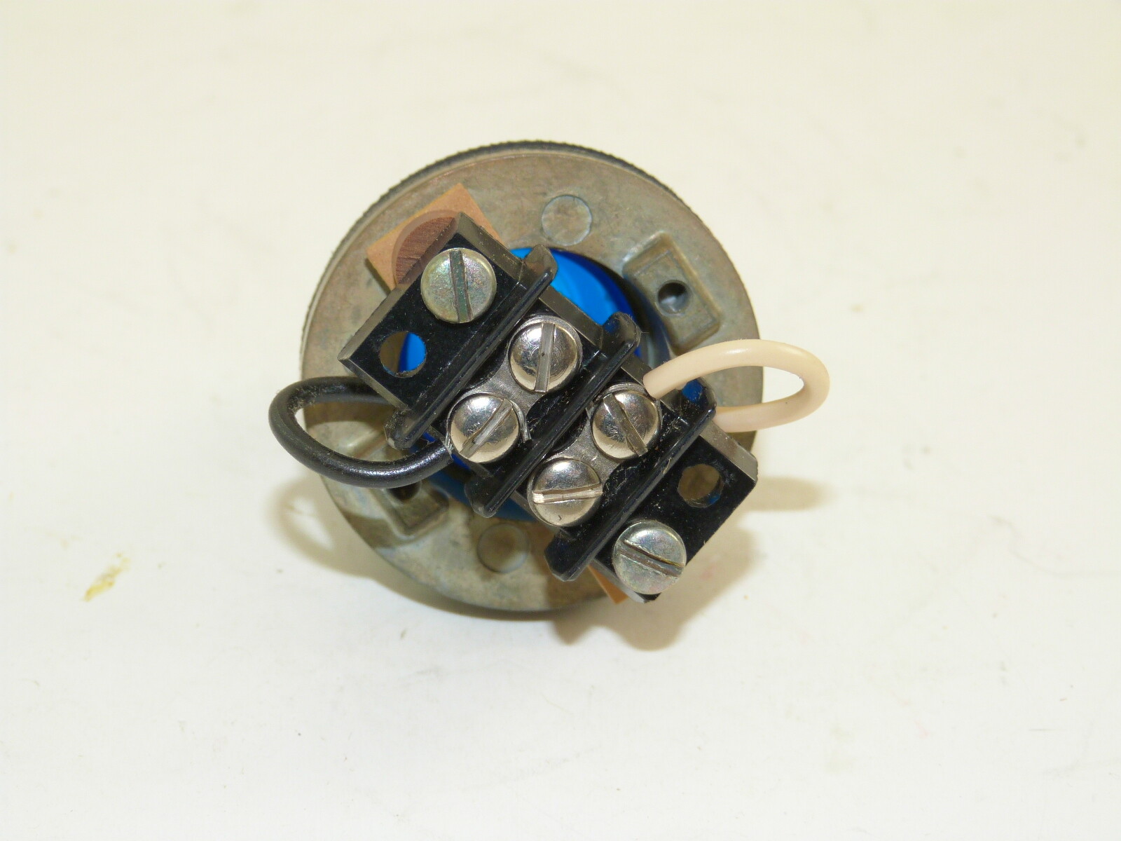 Westinghouse 0TFF Indicating Light 120V AC/DC Base Lamp NEW
