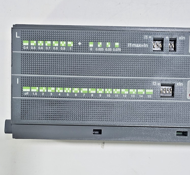 ABB SACE PR121/P 2500A POWER CIRCUIT BREAKER TRIP UNIT @03