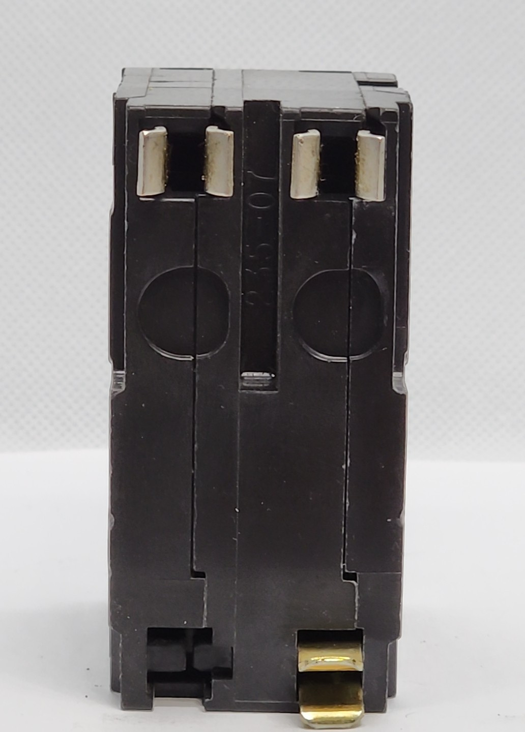 SQUARE D QO220 2POLES 20A, 120/240V CIRCUIT BREAKER [MG5-3]