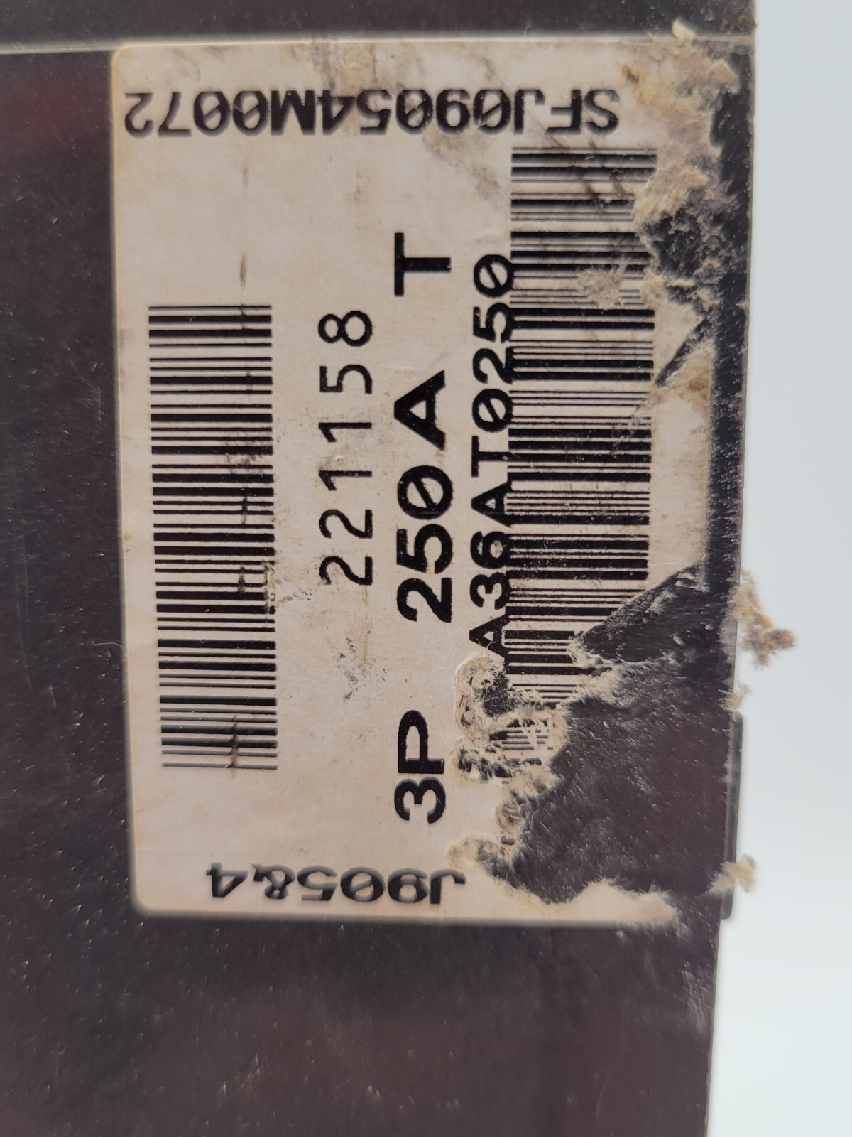GE SFHA36AT0250 Circuit Breaker 250A 600VAC 3P 3PH Type SFHA SRPF250A Plug 200A