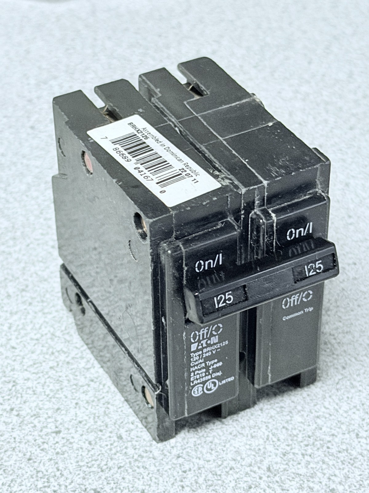 NEW EATON BRHX2125 CIRCUIT BREAKER TYPE BR 2P 125A 120/240V 22k 50/60Hz