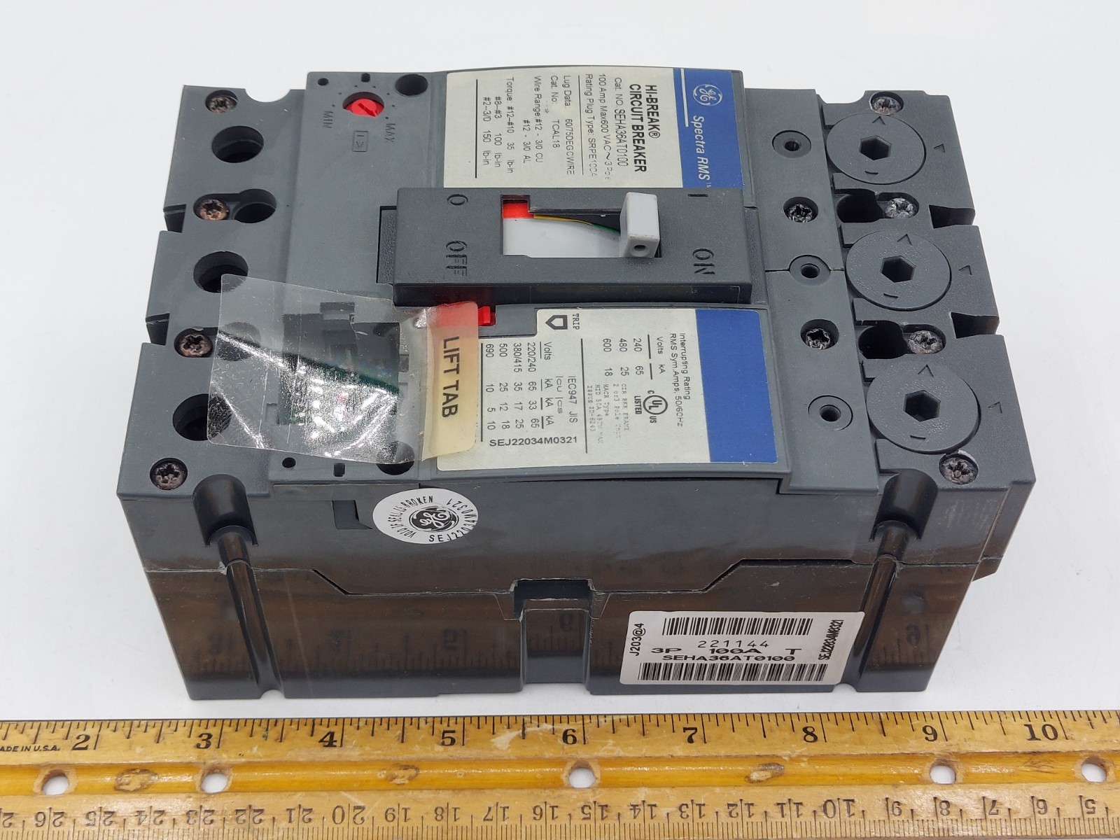 GE – SEHA36AT0100 – Spectra Rms Molded Case Circuit Breaker, 100A, 600V **NEW**