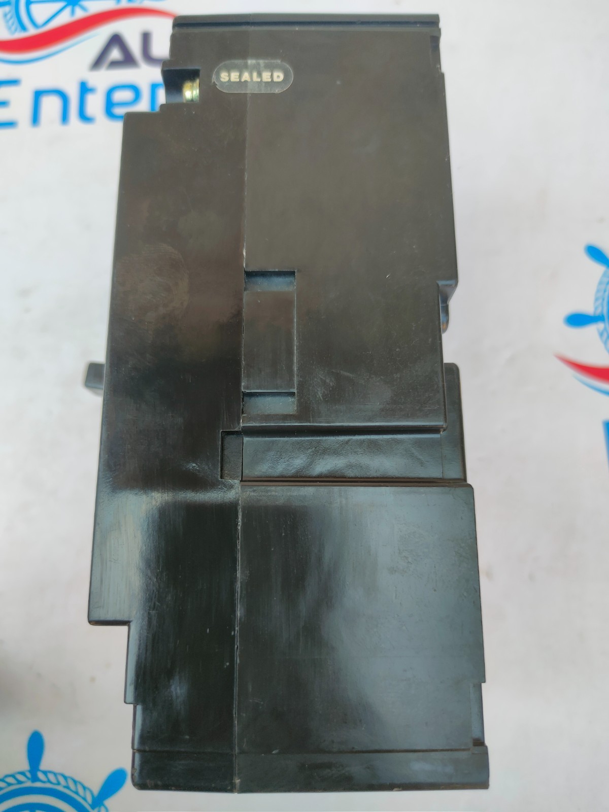 Terasaki TemBreak XS100NS Circuit Breaker 3 Pole 20A AC600V DC250V