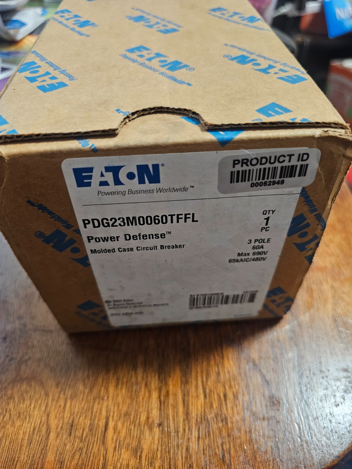 eaton power defense 3pole 60amp breaker 65kAIC/480v max 690v new in box