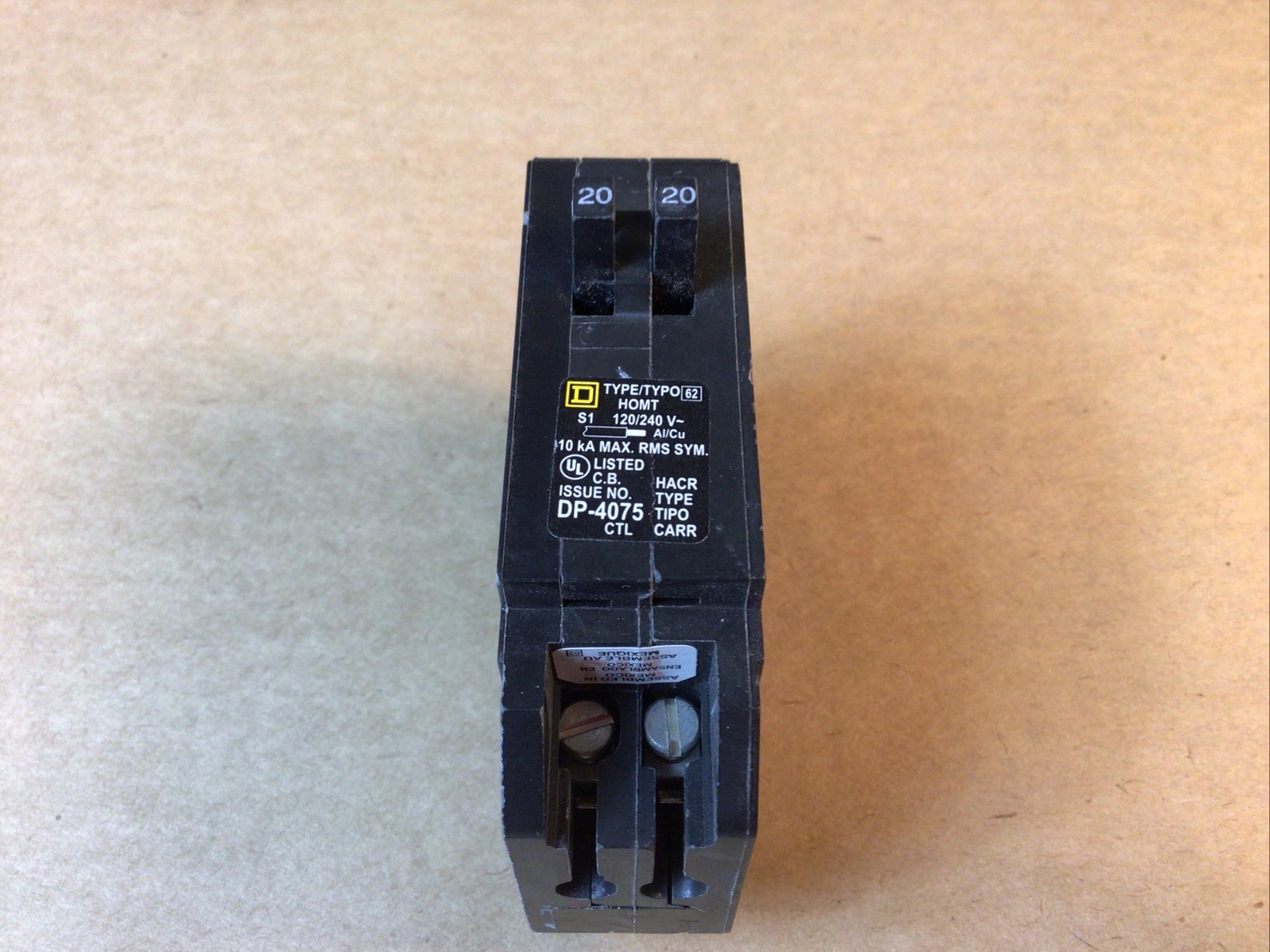HOMT2020 Square D Homeline 20 amp Twin 20/20 1 Pole Tandem Circuit Breaker NEW