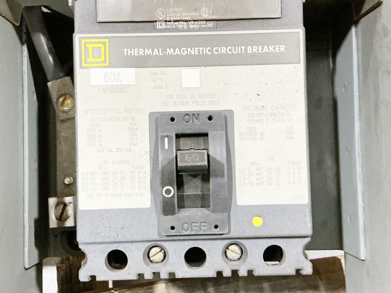 Square D SD75460 Circuit Breaker Plug In Unit 690V 60A series 3 3P4W