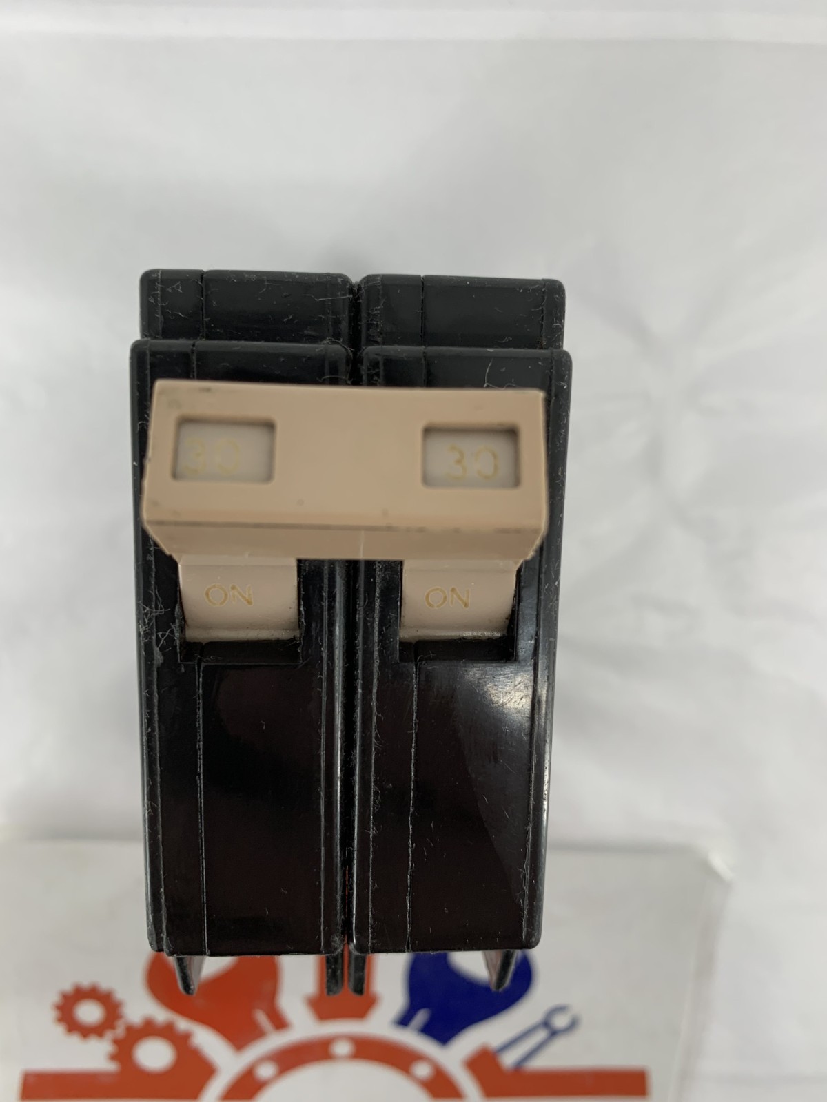 Eaton Cutler-Hammer CH230 30A 2P 120/240 Plug-In Miniature Circuit Breaker