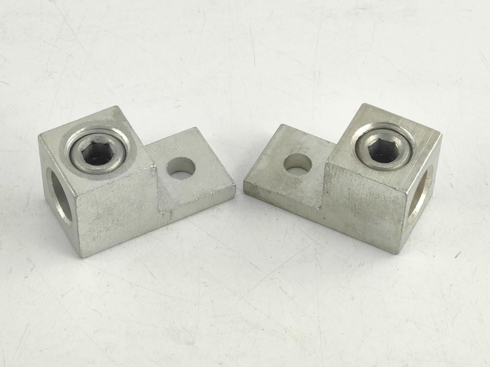 LOT OF 16 PCS. Lovato GLX501 – Terminal clamp sets for rigid and flexible cables
