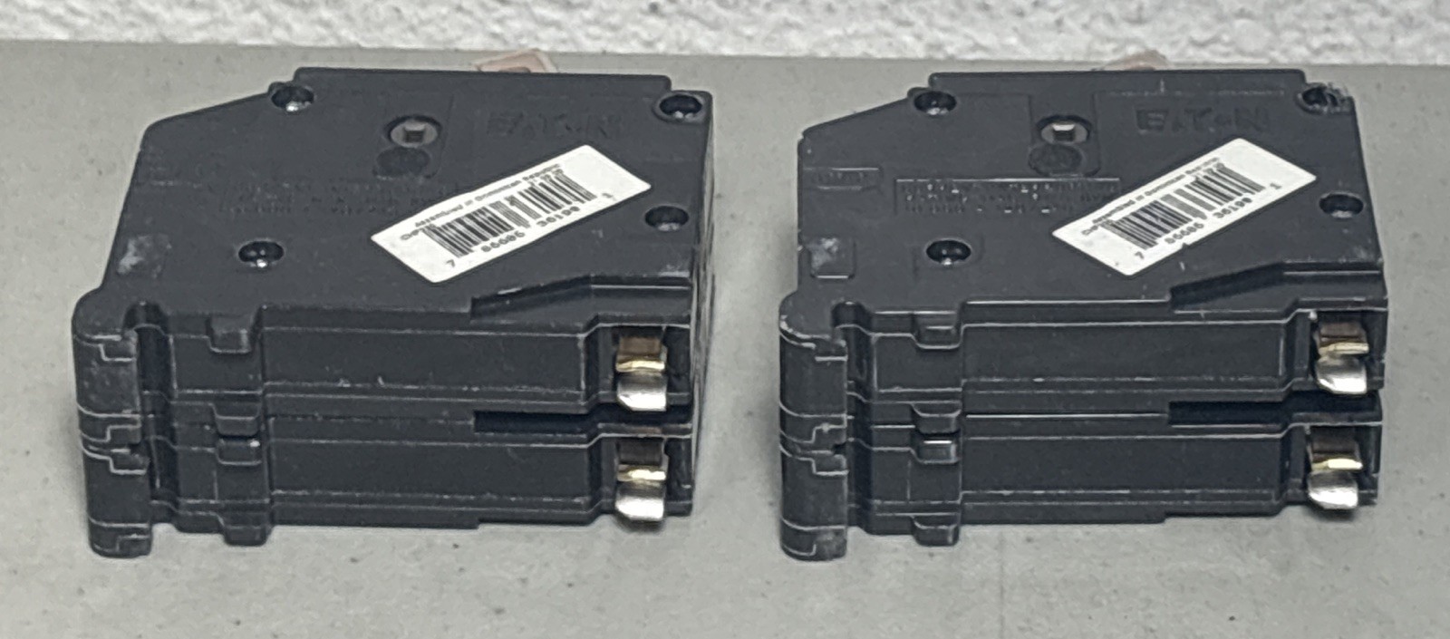 Lot of 2 New EATON CH230 CHF230 Circuit Breakers 30 AMP 2 Pole Type CH