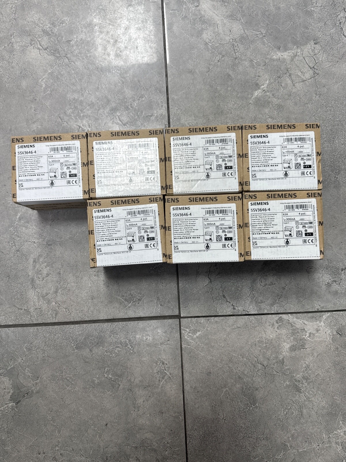 Siemens 5SV3646-4 RCCB Type B 63A 300mA 4-Pole 400V AC/ CUSTOMS COSTS INCLUDED