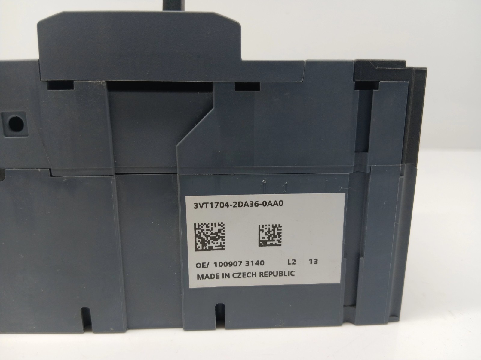 SIEMENS 3VT1 3 POLE 40 AMPS CIRCUIT BREAKER 3VT1704-2DA36-0AA0