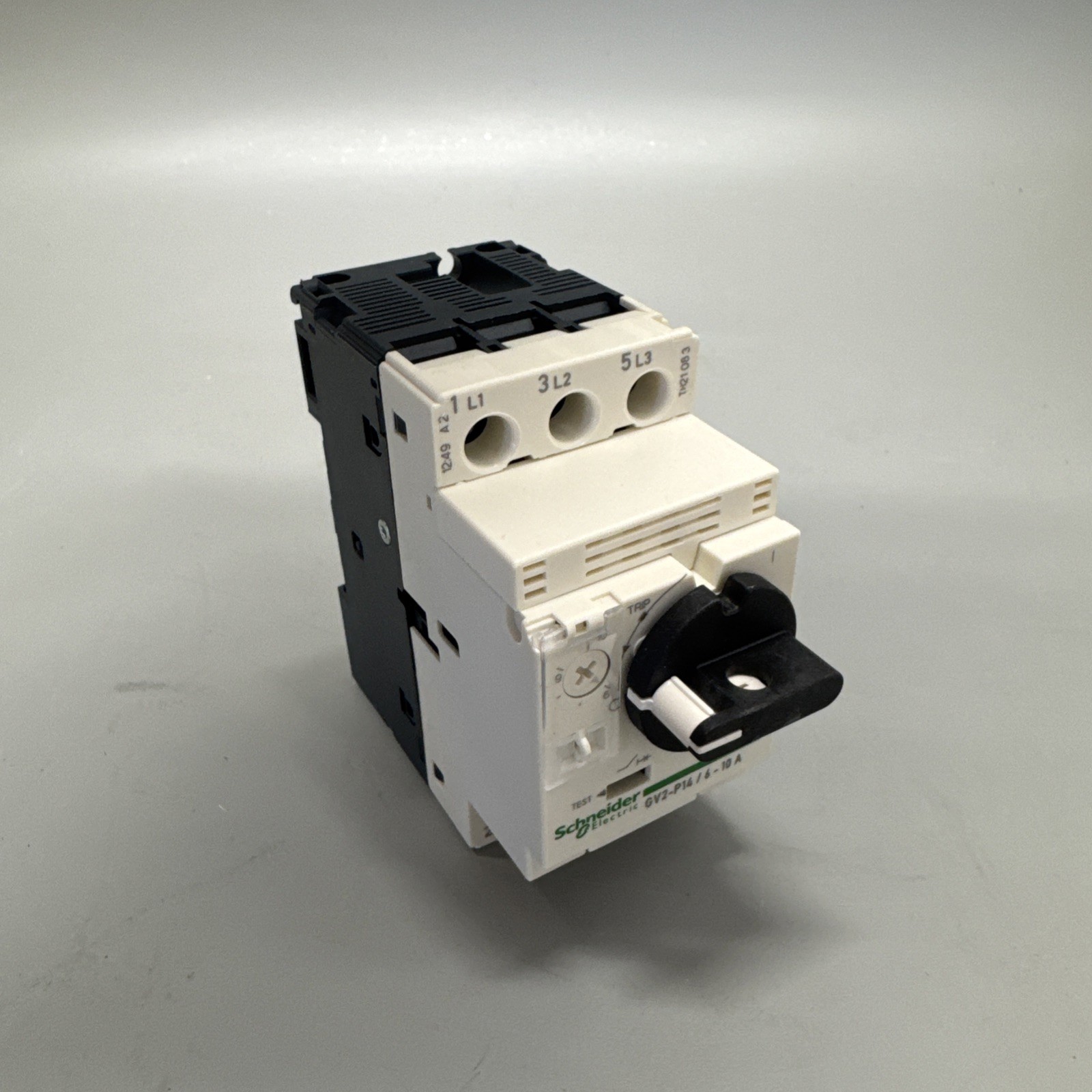 GV2P14 Motor circuit breaker with rotary knob 6-10A manual motor starter NEW