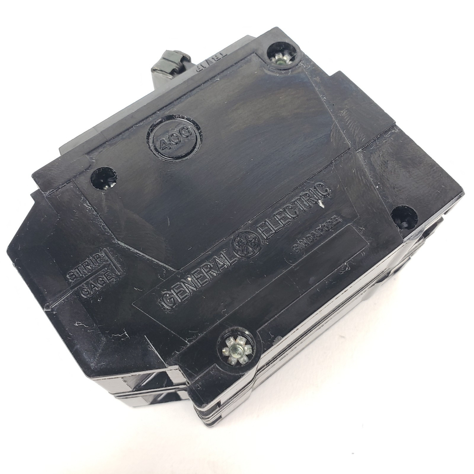 General Electric THQL2120 Circuit Breaker, 2P 20A Old Style Thick Series 20A TQL