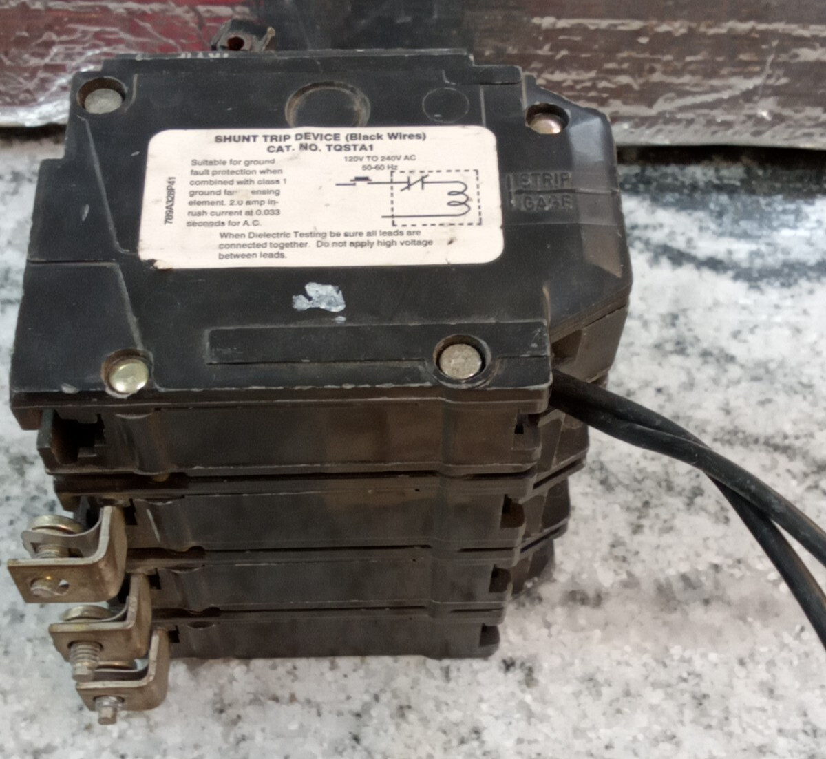 GE/THQB32060/60A/3P/240V/THQB/BOLT ON/GROVE/W/TQSTA1/SHUNT TRIP/BREAKER/USE(19D2