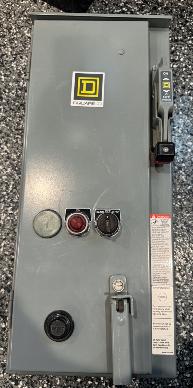 Square D 8538SCA65V80CFF4G26P51T Breaker