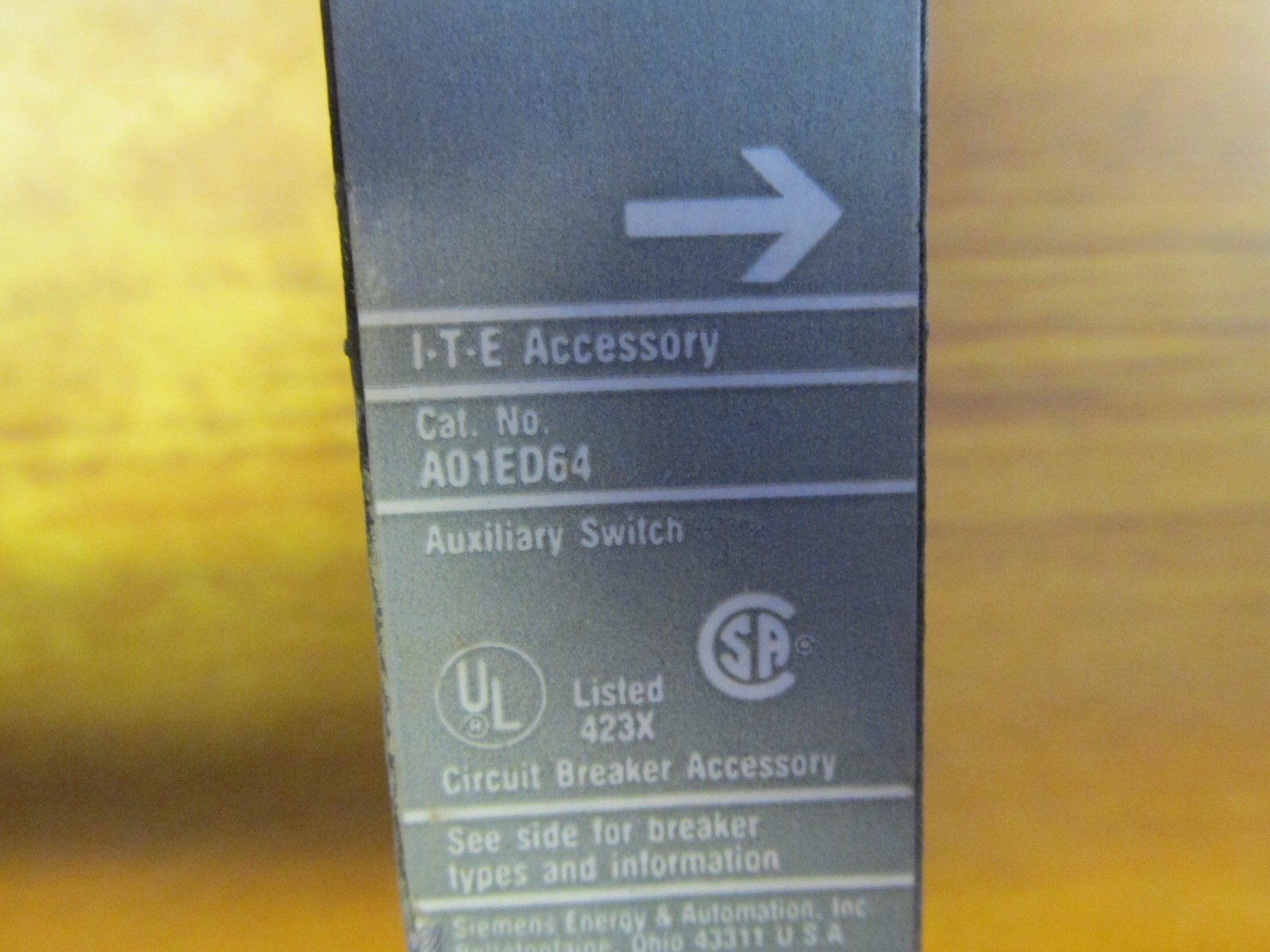 ITE ACCESSORY AUXILIARY SWITCH 15A, 125/250V, CAT# A01ED64 .. WI-17