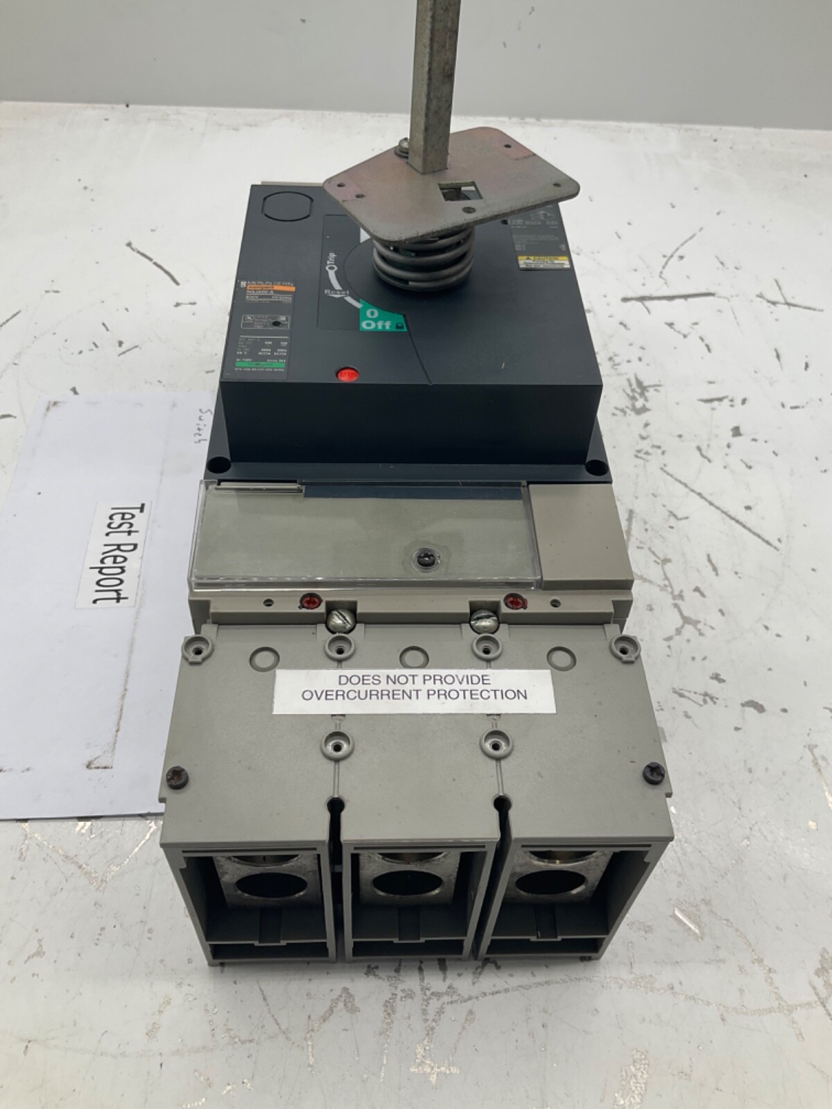 MERLIN GERIN NSJ600A COMPACT MOLDED CASE SWITCH 600V 50/60Hz 3P RECON