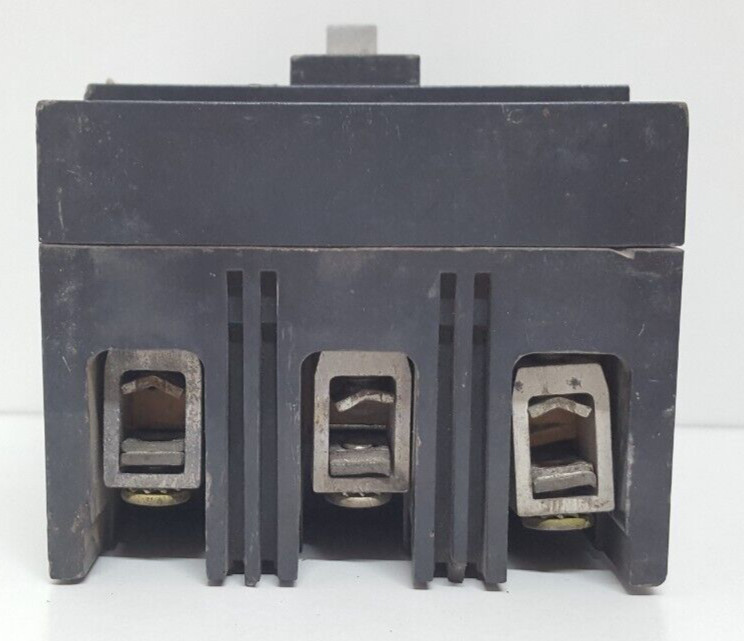 GE TED134125 CIRCUIT BREAKER 3 POLE 125 AMPS 600VAC / TESTED OK