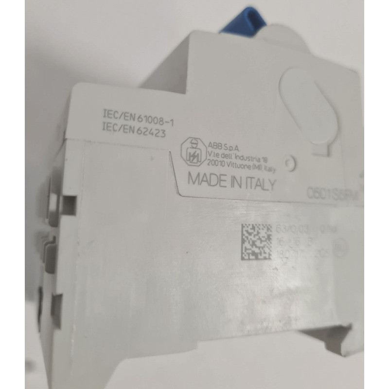 ABB F204 B-40/0.03 2CSF204592R1400 Switch Differential Modular 4P 40A 30