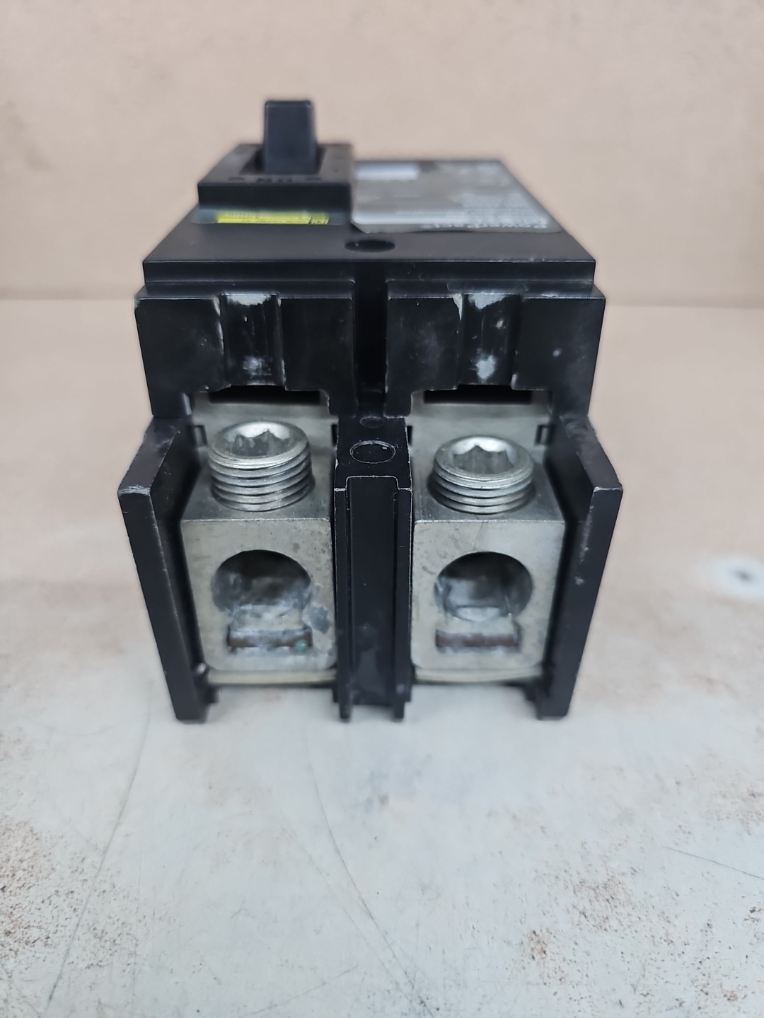 Square D QBL22225 PowerPact Circuit Breaker 225A 2-Pole 480Y/240V