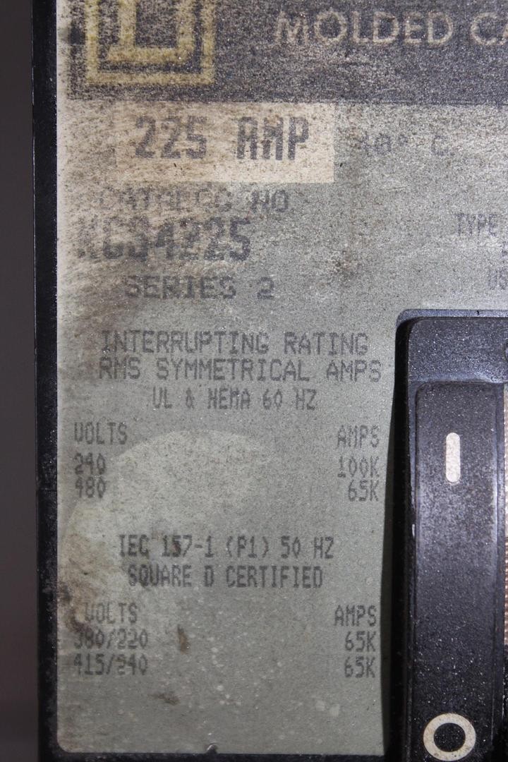 SQUARE D I-LINE CIRCUIT BREAKER KC34225 SERIES 2 225 AMP 480 VAC 3-POLE