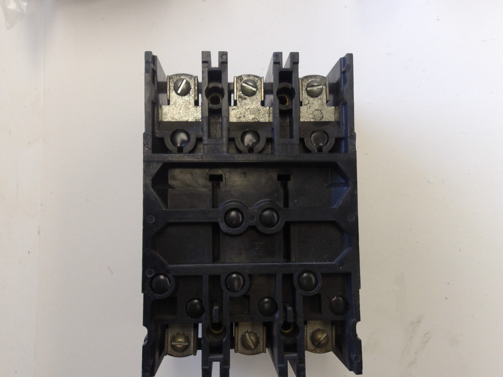 CUTLER HAMMER P/N:CHFS340015A 3POLE 15AMP 480VAC (LOT OF 3)