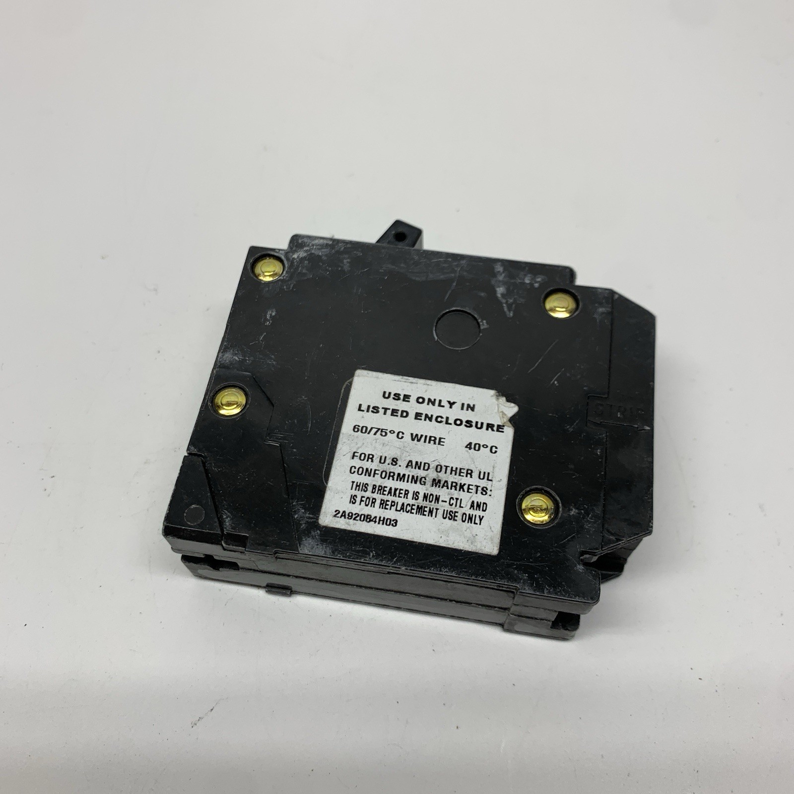 Eaton BR1520 BR Circuit Breaker 20A / 15A Plug-on 1-Pole Cutler Hammer