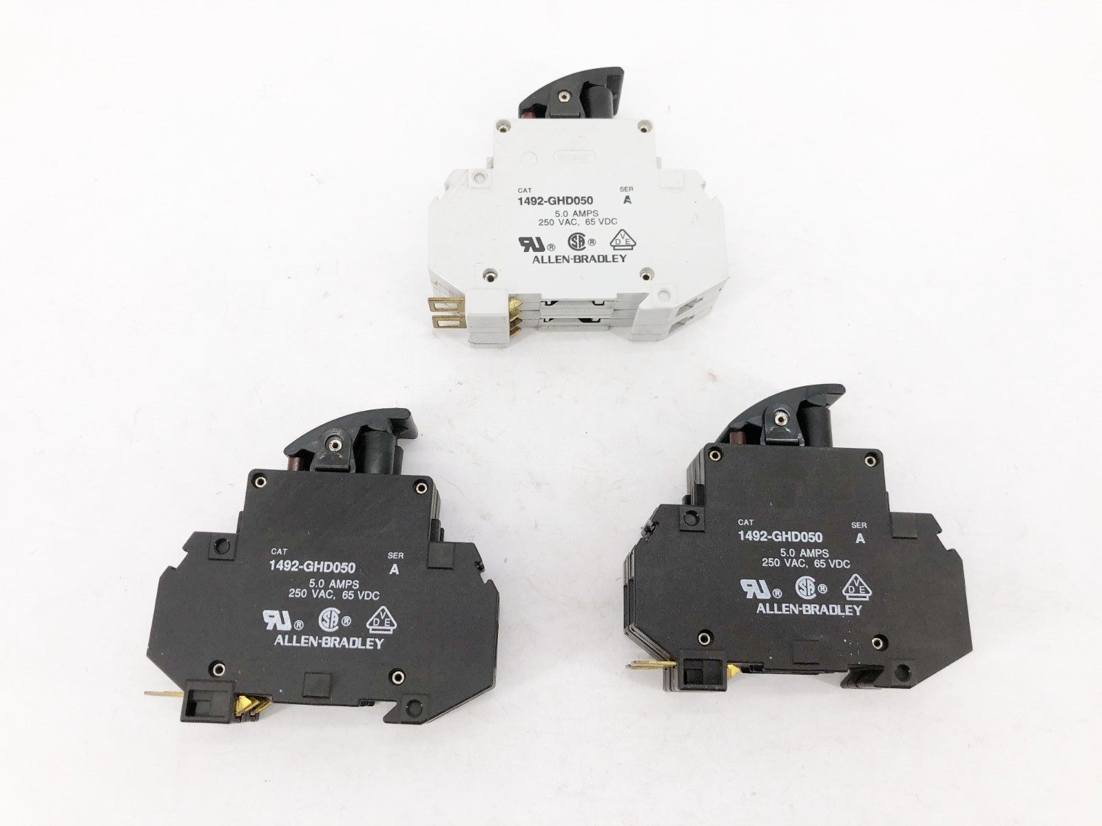 Lot of 3 New Allen-Bradley 1492-GHD050 Circuit Breakers 5A 250VAC 65VDC – No Box