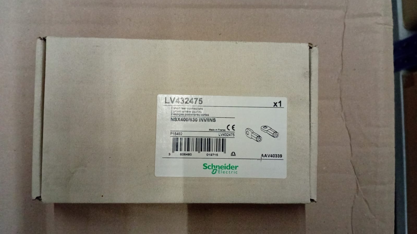 Schneider LV432475 2 SHORT REAR CONNECTIIONS NSX400/630 – Made in France