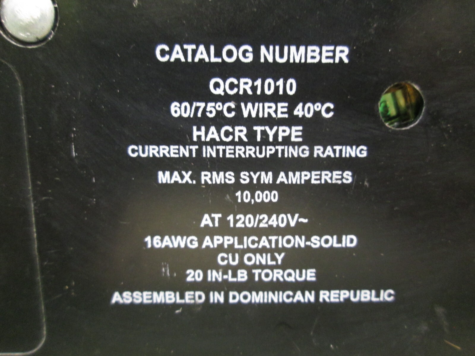CUTLER HAMMER QCR1010 10AMP, 120/240VAC, Circuit Breaker, 20IN/LB Torque
