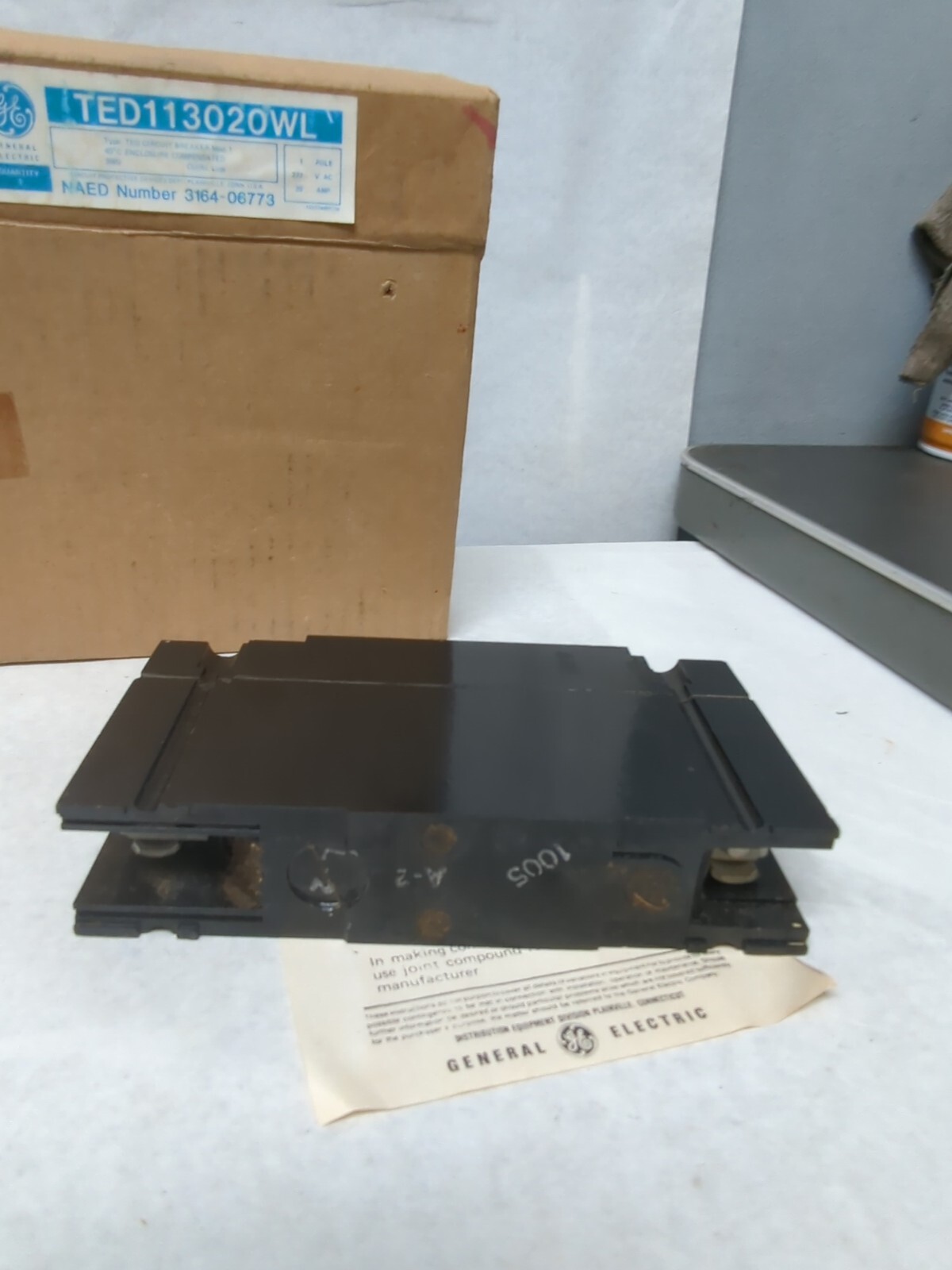 GENERAL ELECTRIC,TED113020WL,CIRCUIT BREAKER 20 AMP 277 VAC NOS