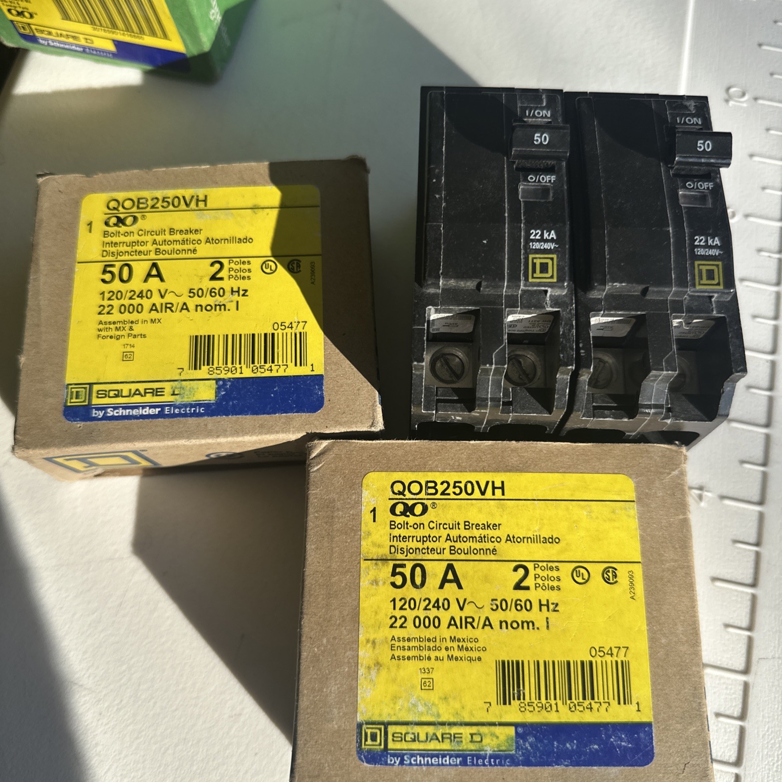 Square D QOB250VH Circuit Breaker New Take Off Lot Of (4)