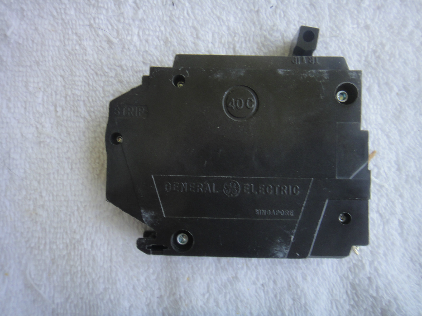 NEW GE Plug-In Circuit Breaker 45 Amp 1 Pole 120/240 AC Volts THQP145