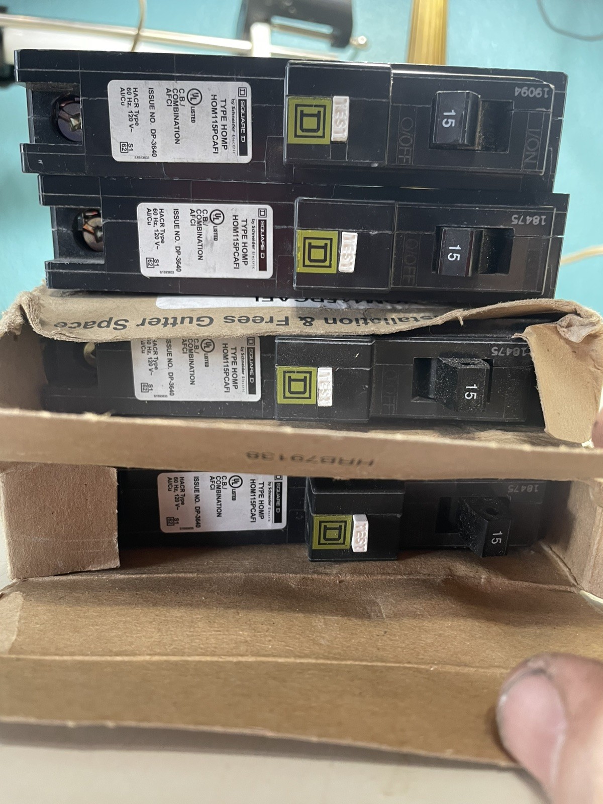 4x Square D 15A 1P Combination Arc Fault Circuit Breakers (HOM115PCAFI)