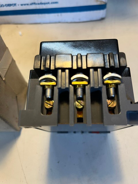 AEG Mbs 16 CIRCUIT BREAKER 16A 660V, 50HZ