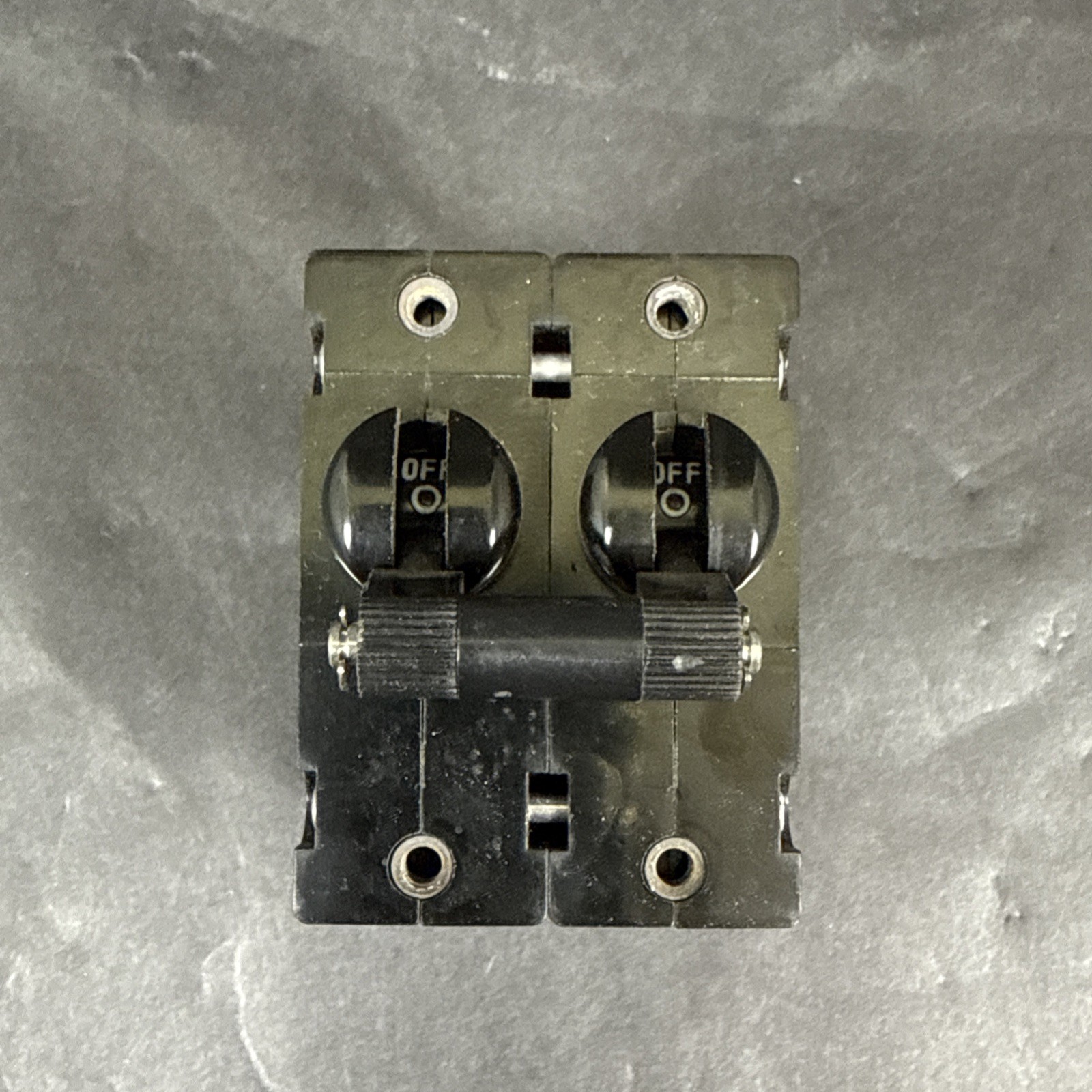 Vtg Carlingswitch CA2-B0-34-450-121-D Medium Delay Circuit Breaker 250V, 5AMP