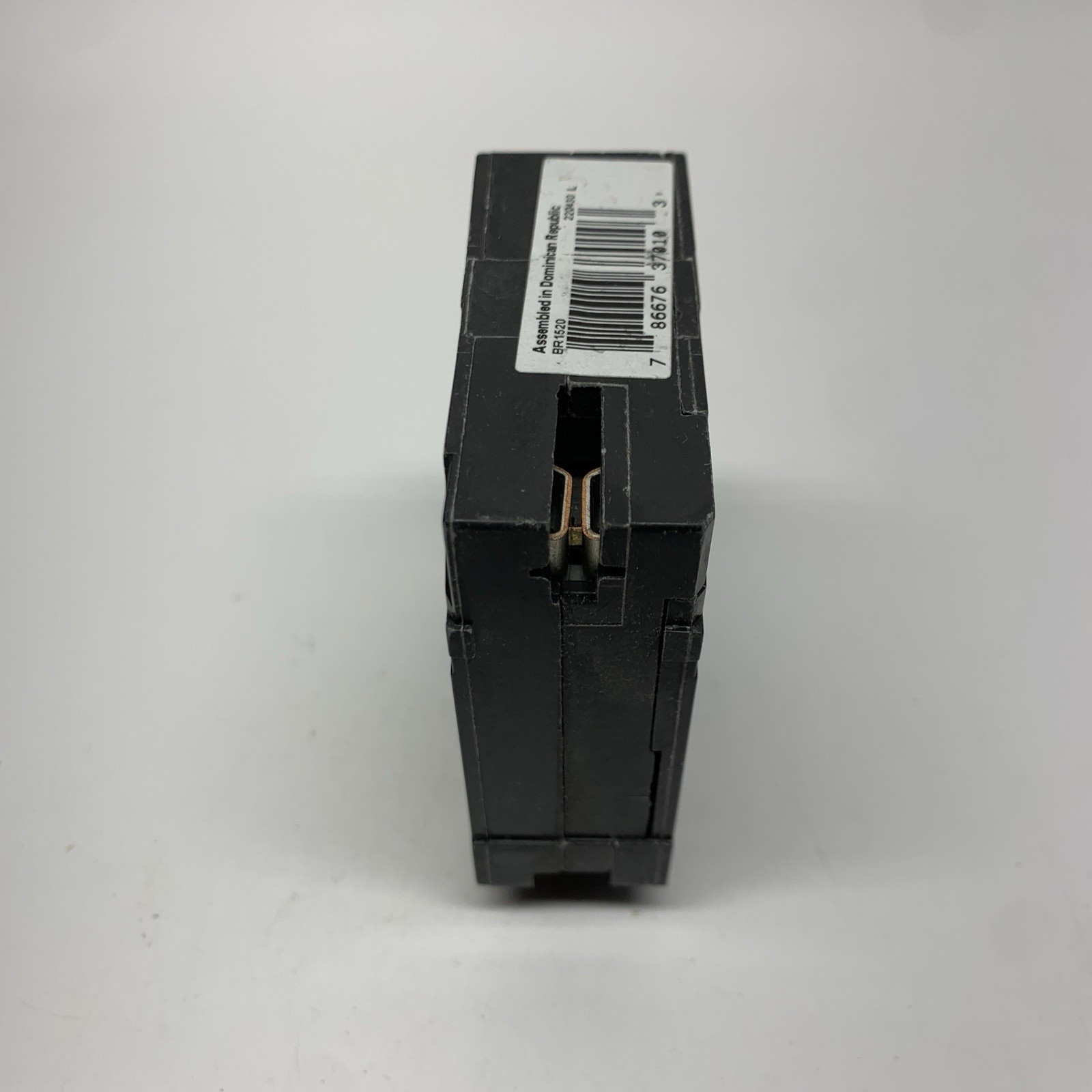 Eaton BR1520 BR Circuit Breaker 20A / 15A Plug-on 1-Pole Cutler Hammer