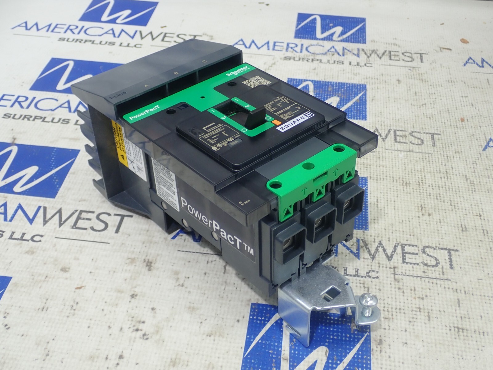 New Surplus Square D PowerPact I line BGA34035Y 35 amp 3 pole Circuit Breaker