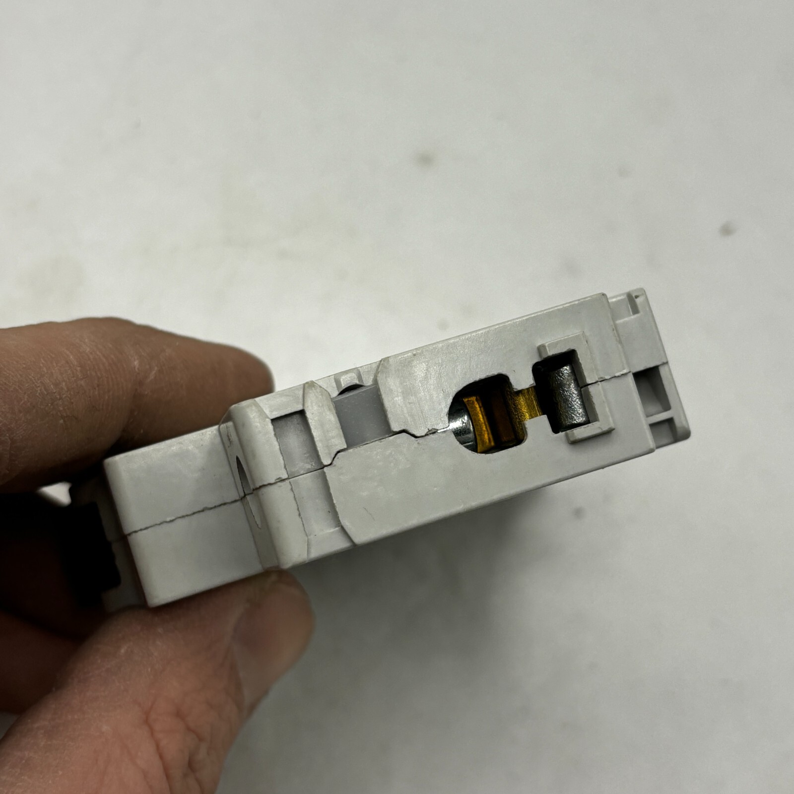 LOT OF 2 ABB S 201 C 16 CIRCUIT BREAKER 1POLE UNIT S201C16 230/400🔔