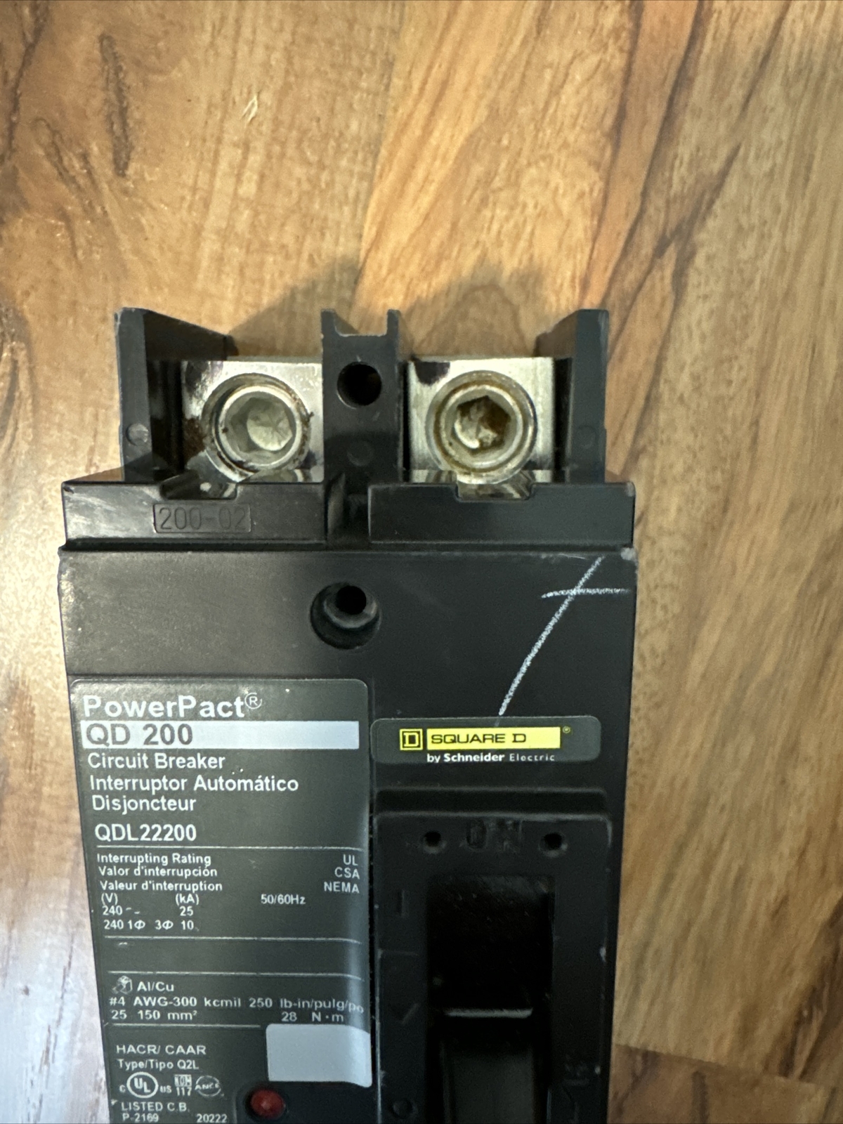 SQUARE D QDL22200 2-P 200A 240V CIRCUIT BREAKER