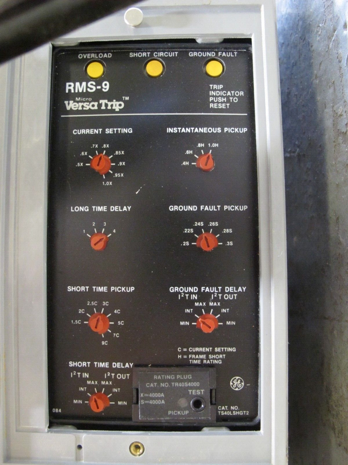 General Electric TC4040SSHE1 4000 Amp PowerBreak Breaker LSIG TC4040SS TC4040-SS